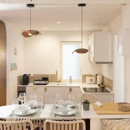 2 Pieces Ultra-centre Au Calme