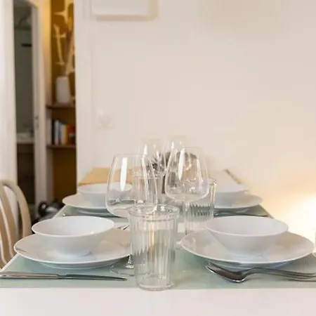 2 Pieces Ultra-centre Au Calme Apartment *