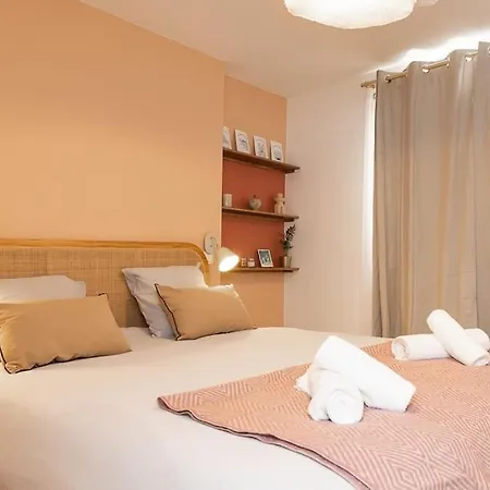 Apartment 2 Pieces Ultra-centre Au Calme *