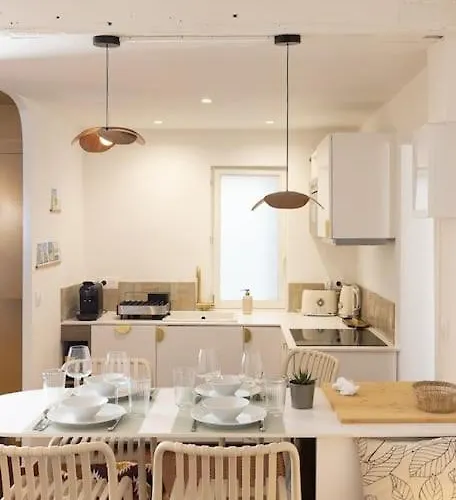 2 Pieces Ultra-centre Au Calme