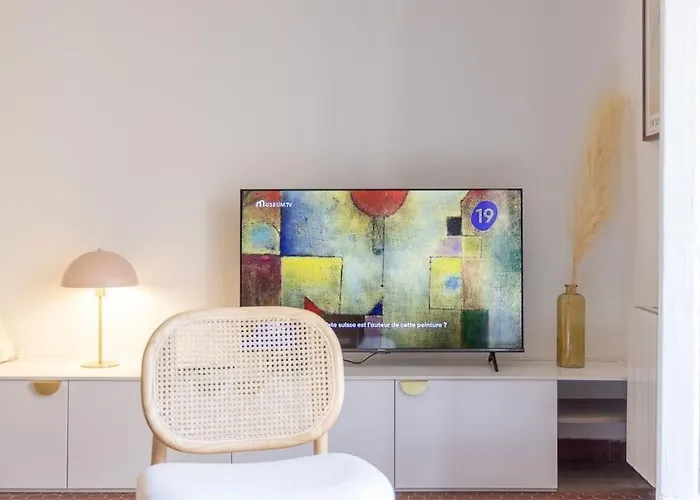 2 Pieces Ultra-centre Au Calme * Nantes