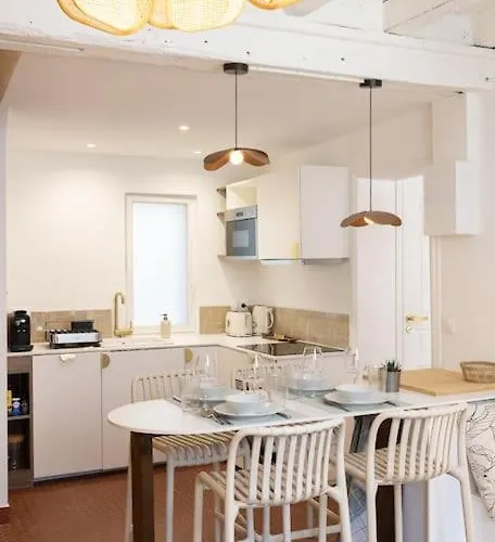 2 Pieces Ultra-centre Au Calme Apartment Nantes